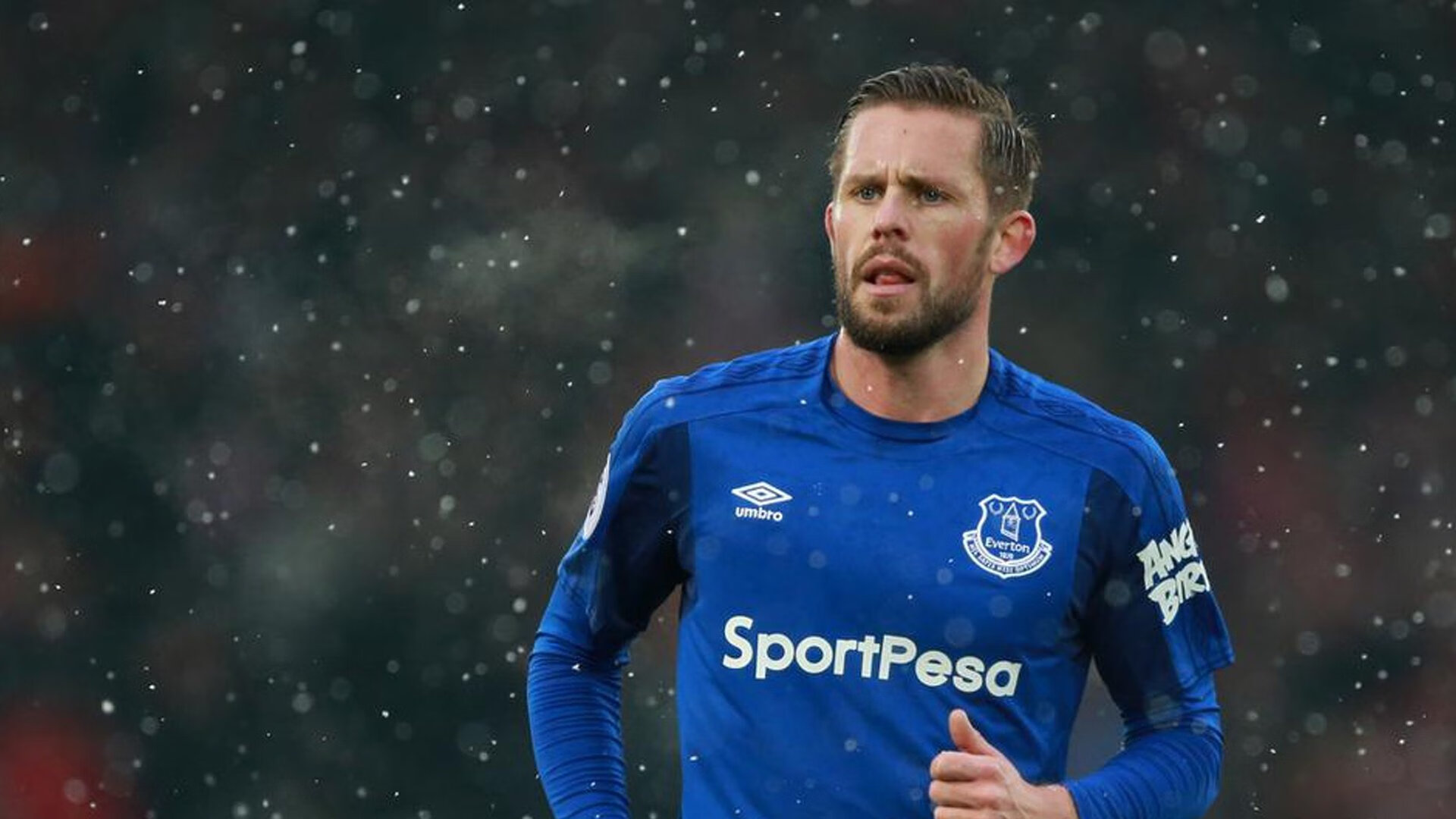 俱乐部是否应参与球员家属心理建设方案，球员与俱乐部之间的关系